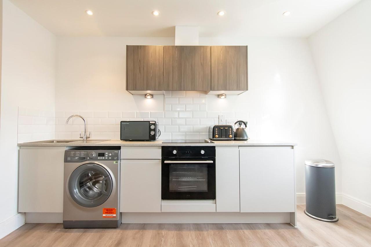 Modern 1 Bed Flat 2 Mins Walk From Restaurants Bars Clubs & Beach! Wow! Apartamento Bournemouth Exterior foto
